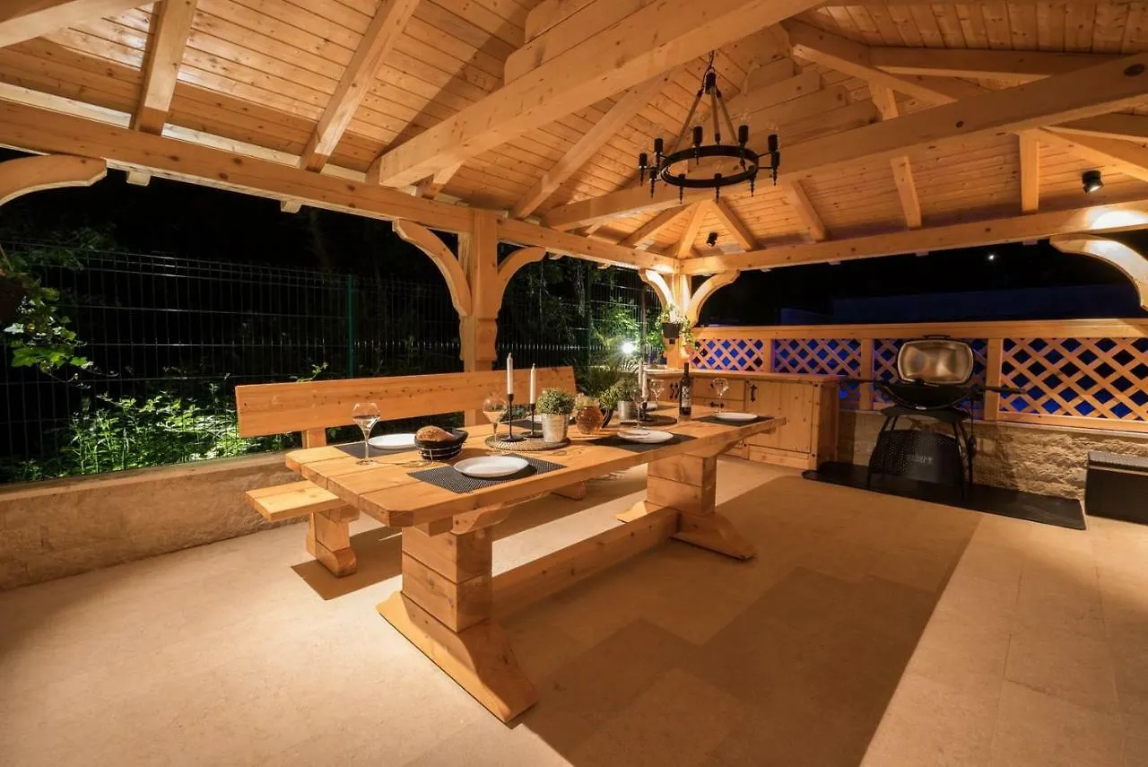 Villa Bona Ventura With Sea View Near Opatija Ičići 克罗地亚